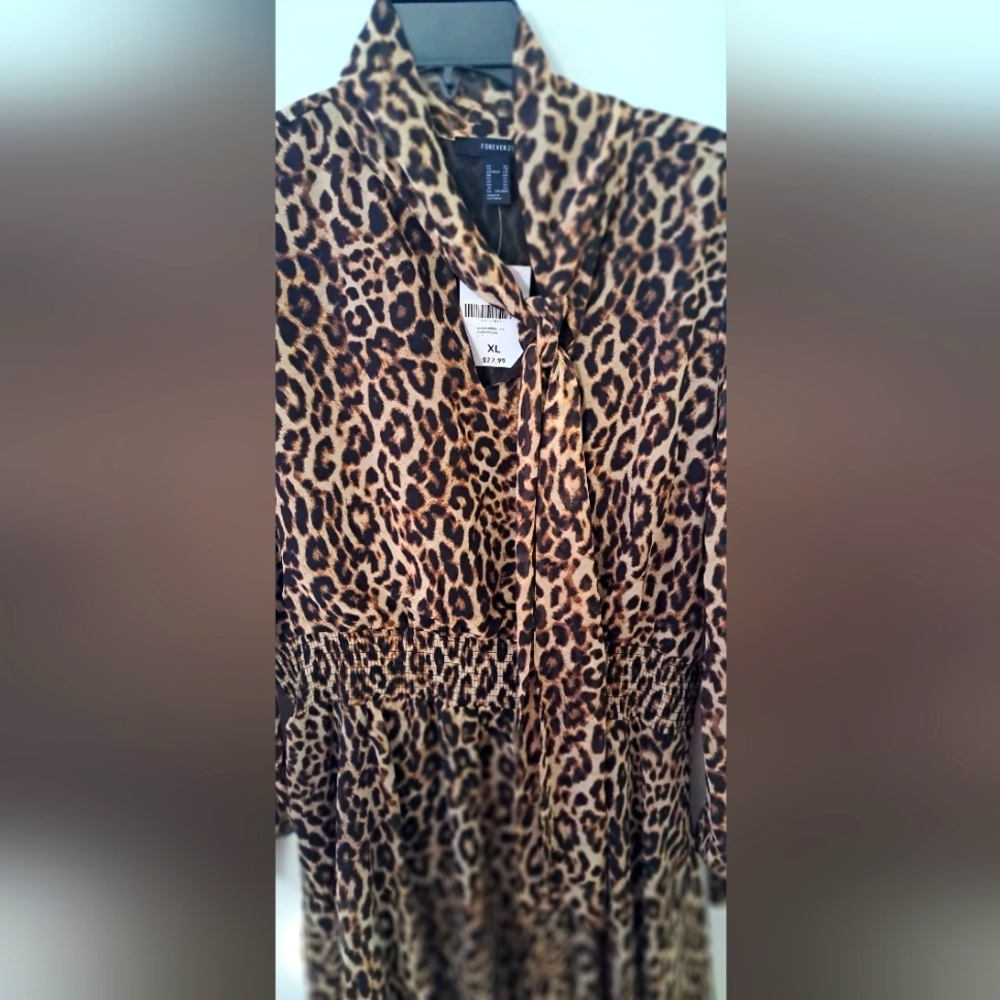 Forever 21 Leopard lightweight dress XL